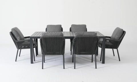 OSCAR Dining Set – Extendable Luxury for Outdoor Living