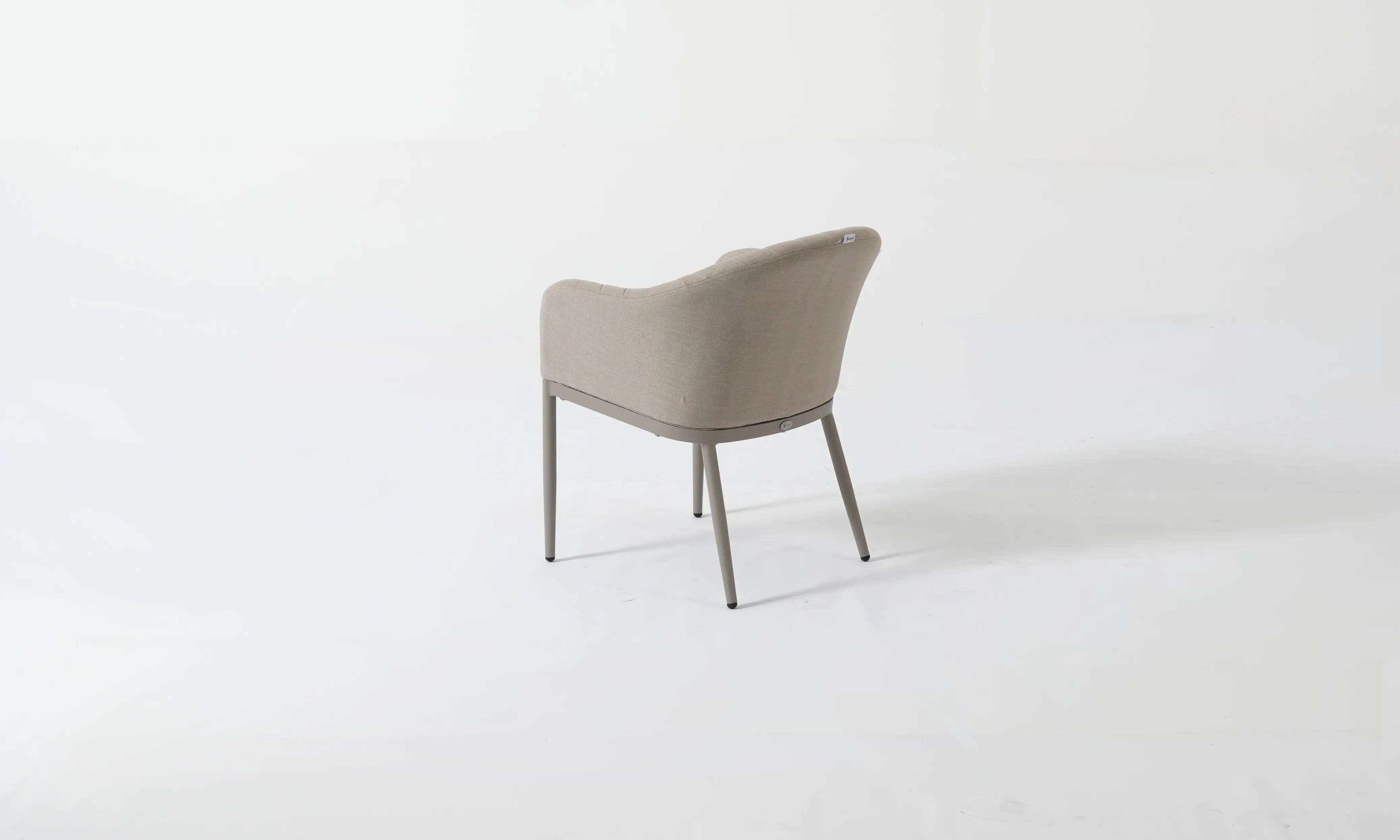 Nata Dining Set – Modern Outdoor Elegance