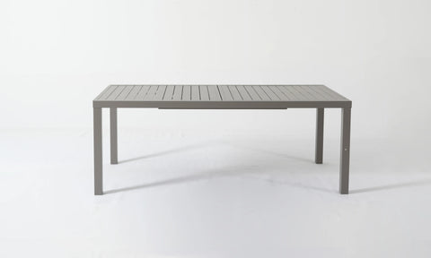 OSCAR Dining Set – Extendable Luxury for Outdoor Living